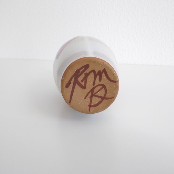 Signed Ceramic Studio Art Pottery - Picture 3 of 8